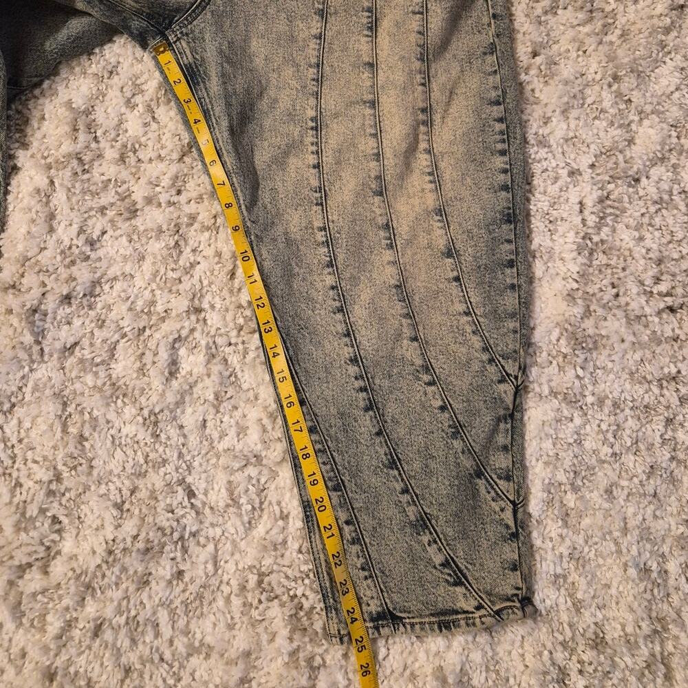 Festi by Torrid High-Rise Barrel Jean in Franklin Wash - Picture 8 of 8